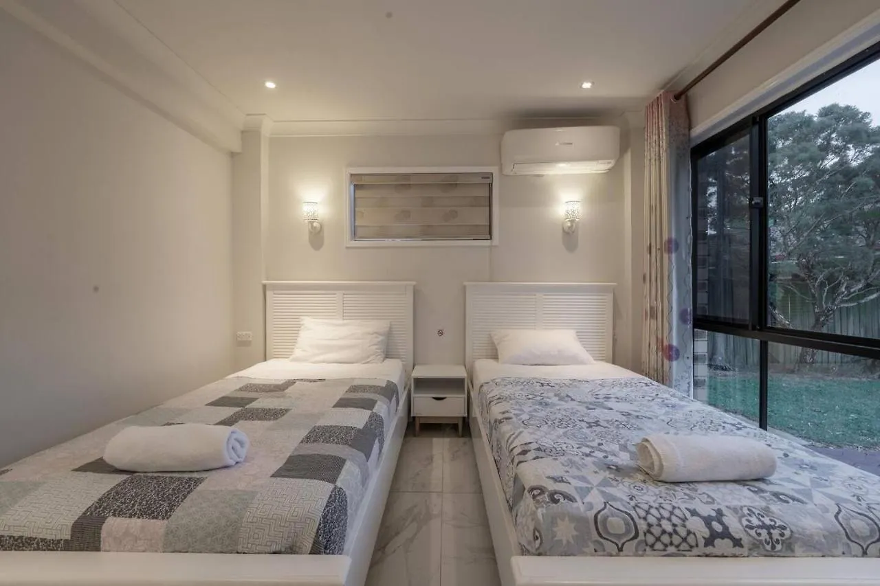 Luxury Living 2 Bedrooms 4 Beds 2B Athrooms In Southern Brisbane+ Parking Apartment Brisbane