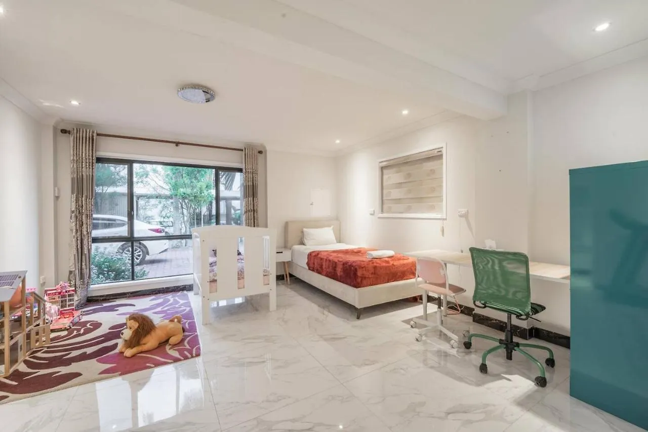 Apartment Luxury Living 2 Bedrooms 4 Beds 2B Athrooms In Southern Brisbane+ Parking