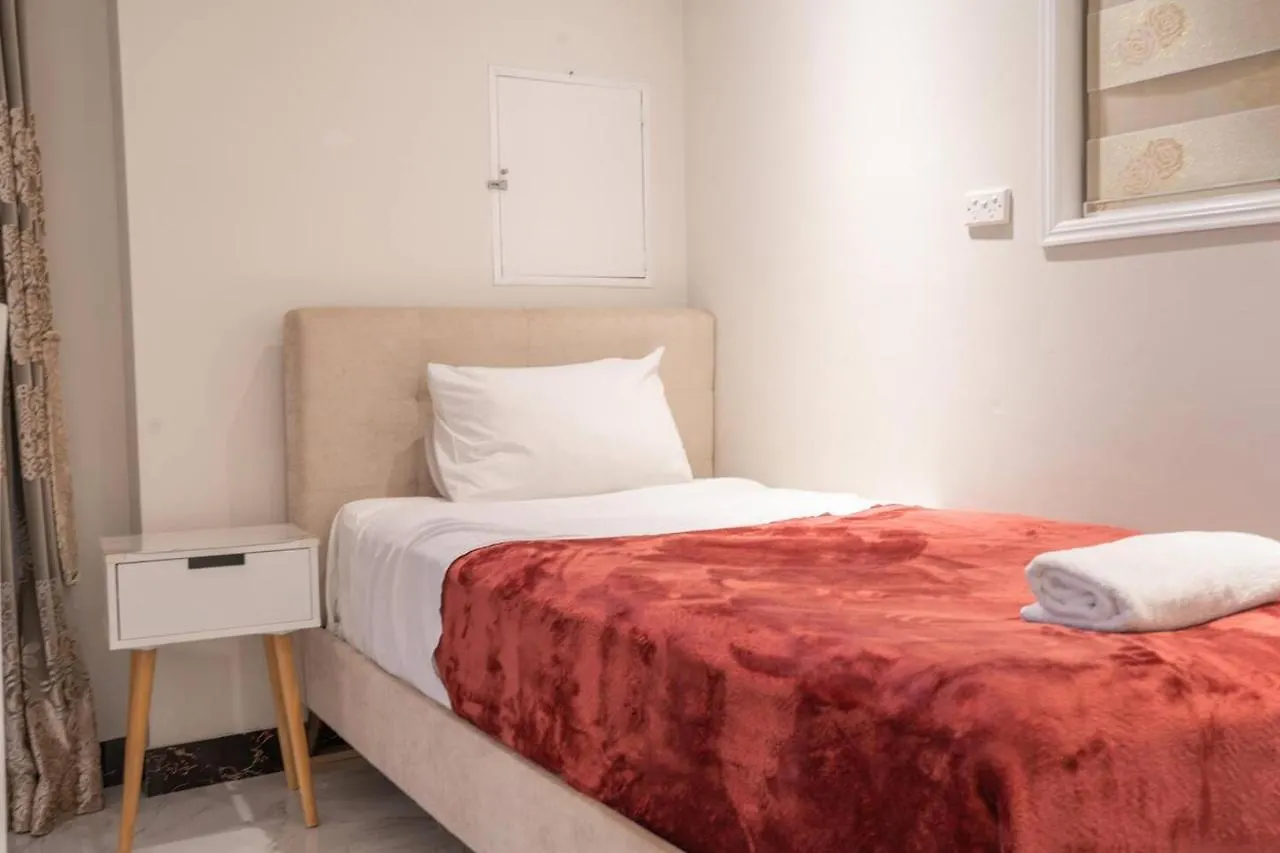 Luxury Living 2 Bedrooms 4 Beds 2B Athrooms In Southern Brisbane+ Parking 0*, Brisbane Australia
