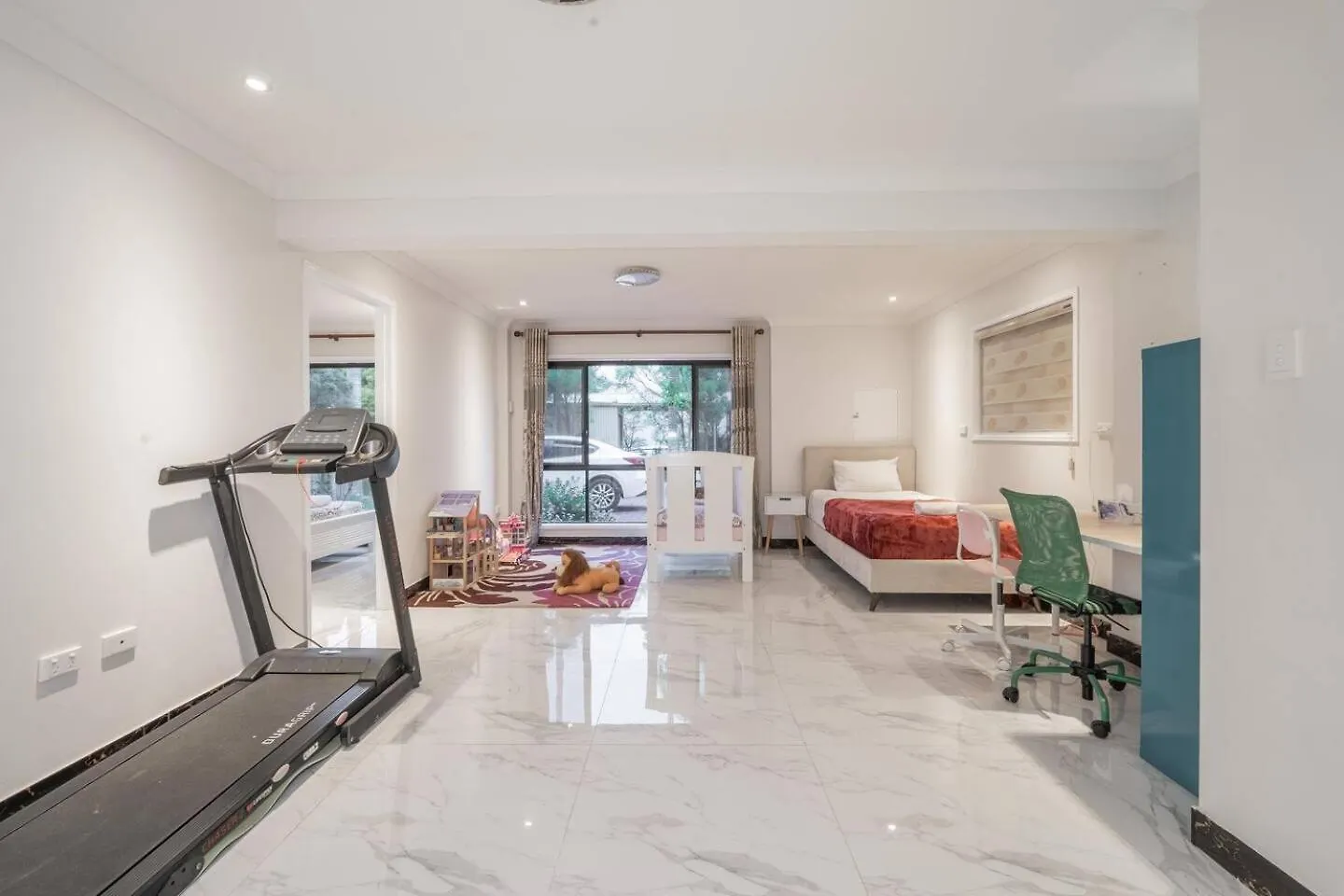 Luxury Living 2 Bedrooms 4 Beds 2B Athrooms In Southern Brisbane+ Parking